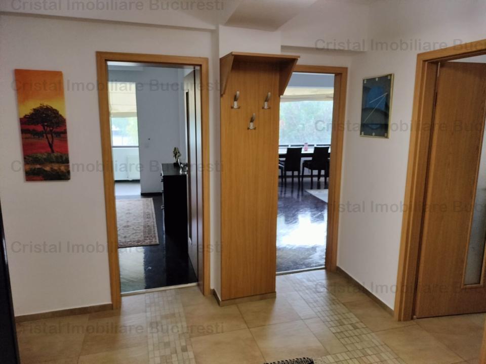 Inchiriez apartament cu 2 camere, zona Nerva Traian, cu centrala si loc de parcare