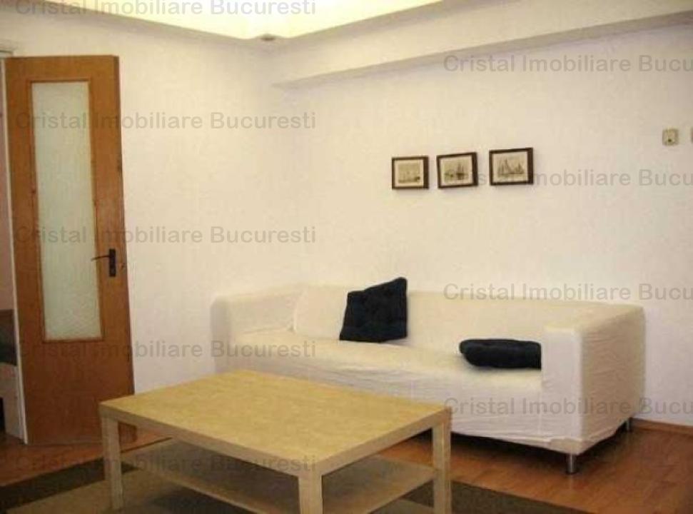 Vanzare Apartament 3 Camere stradal pe Bd. Nerva Traian