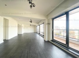 Penthouse 4 camere suprafata de 200 mp, vedere libera, metrou Mihai Bravu