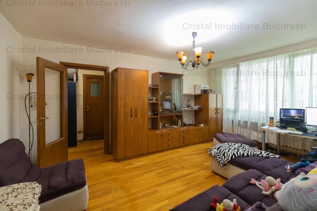 Apartament 3 camere, Secuilor, Piata Sudului. Sun Plaza