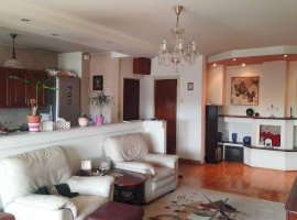 Apartament cu 3 camere in zona Ion Mihalache - Piata Victoriei - Parc Kiselef