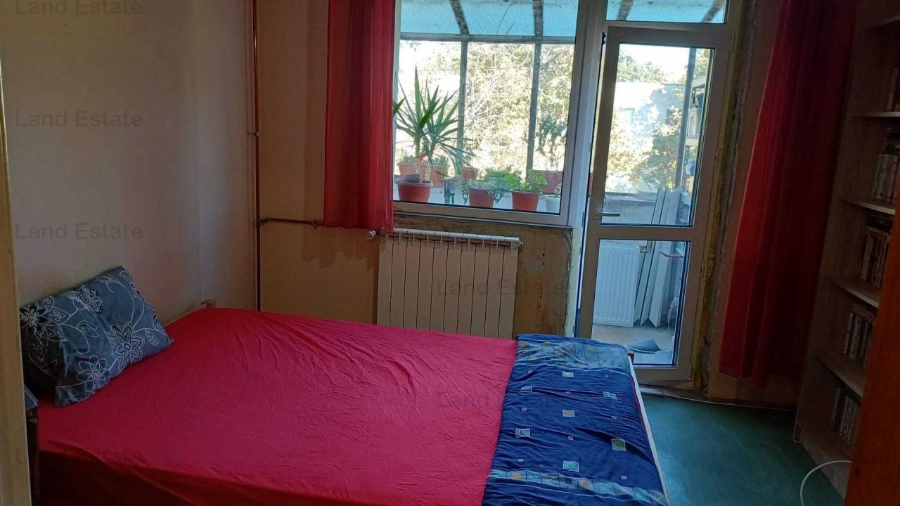 Vanzare 4 camere zona Gorjului ( 8 minute metrou ) 