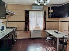 Apartament 4 camere