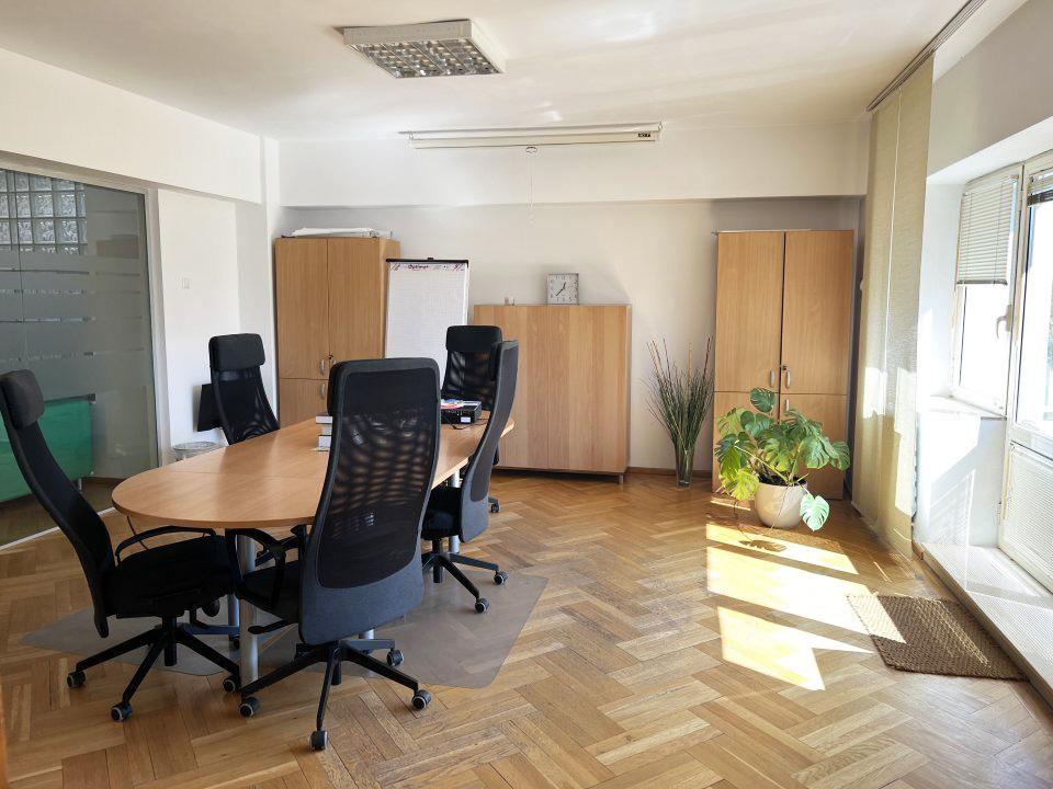 Primaverii/ Charles de Gaulle, apartament cu 4 camere de inchiriat/rezidential/birouri, 125 mp utili