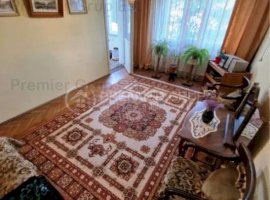 Etaj 3! Apartament 3 camere 2 băi, Nicolina-prima statie