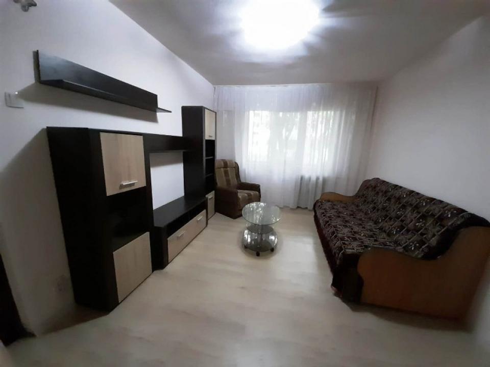 Apartment 2 rooms in Ploiesti, West area, Baraolt