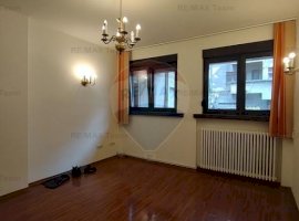 Apartament de vanzare  4 camere Parcul Ioanid-Gradina Icoanei