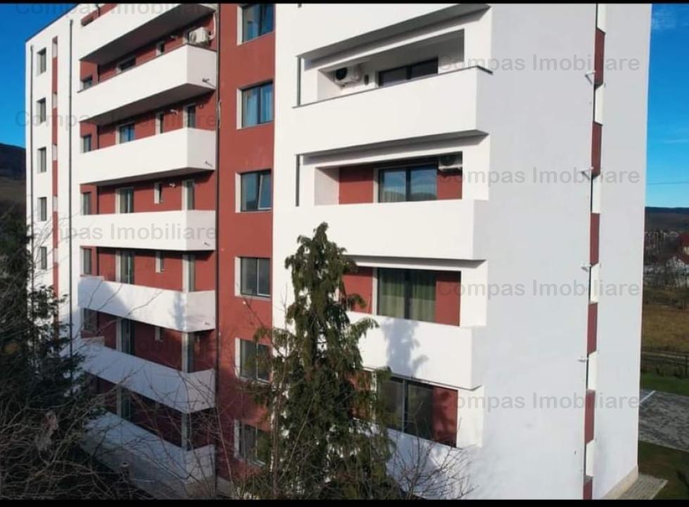 https://compasimobiliare.ro/ro/vanzare-apartments-2-camere/piatra-neamt/apartamente-noi-spatioase-in-zona-linistita-cu-spatii-verzi_1429