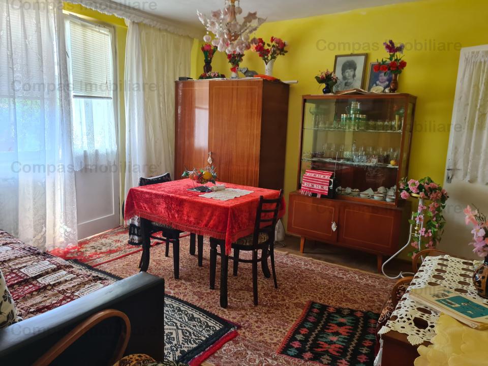 Apartament însorit 2 camere strada Progresului Maratei