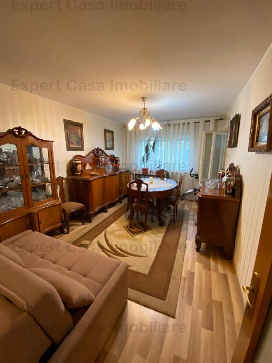 Apartament | 4 camere | Semidecomandat | Copou