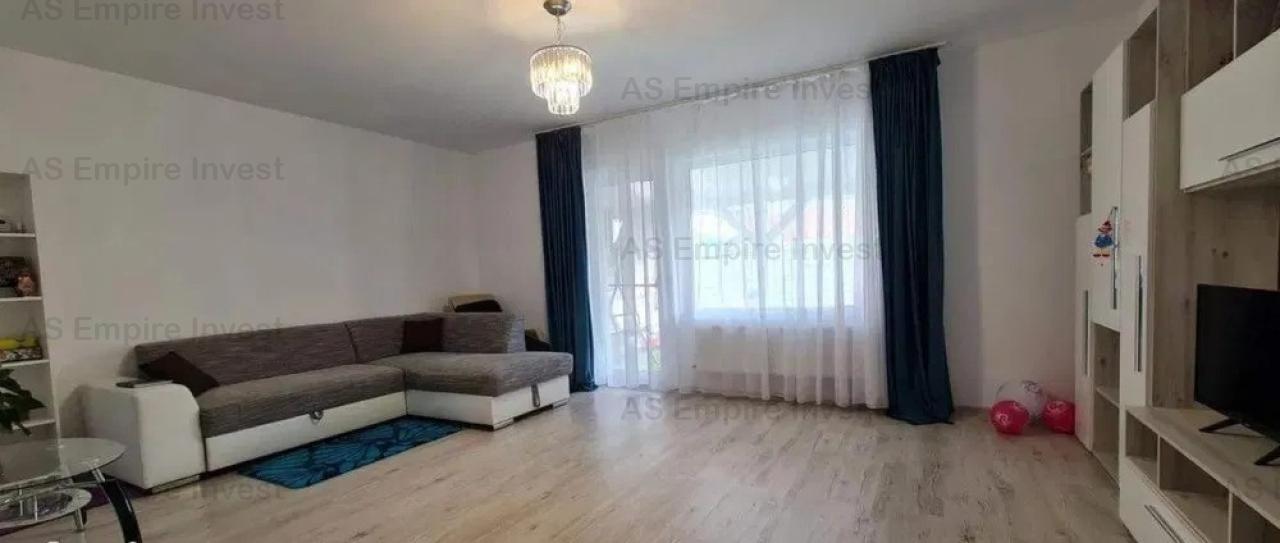 Casa tip duplex - zona Tarlungeni (Izvor)