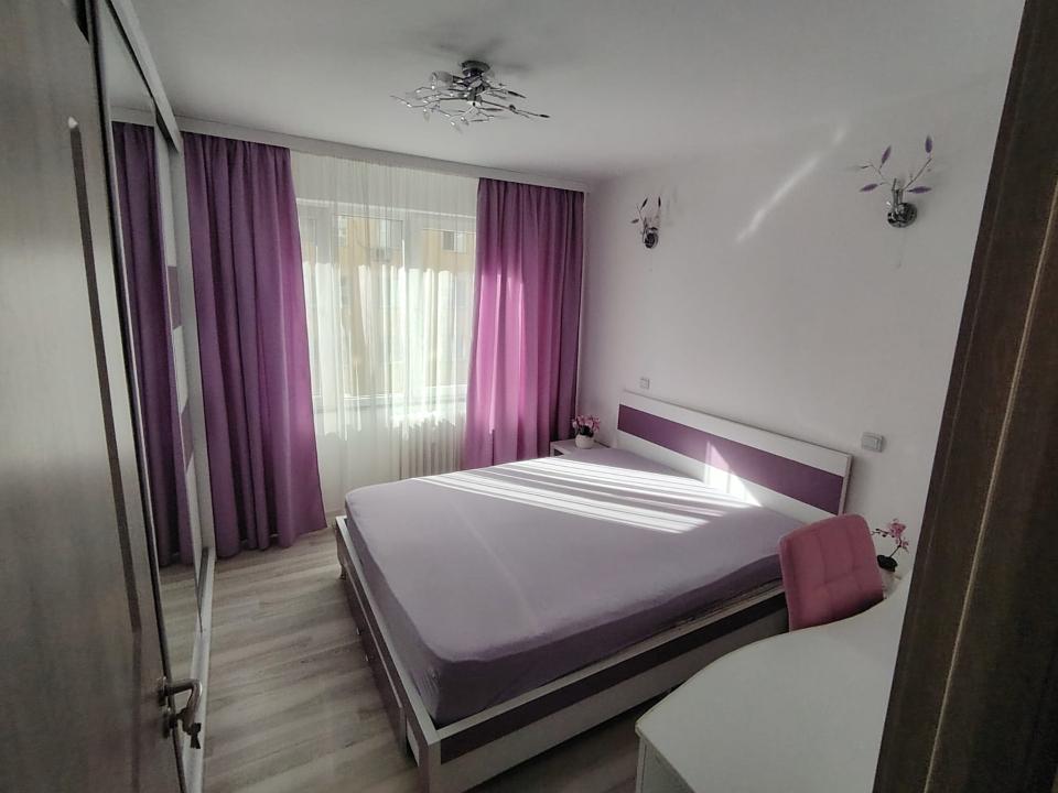 Apartament 2 camere metrou 1 Decembrie 1918 - Ozana