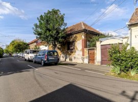 Casă cu potențial în Centrul Aradului,  Ideală pentru Familie!