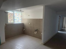 Apartament 4 camere