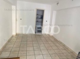 Spatiu comercial 19 mp utili utilitati vad pietonal Cetate Alba Iulia