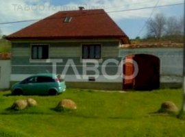 Casa de vacanta 3 camere anexe gospodaresti in Felmer Judetul Brasov