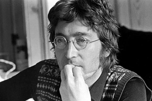 Fosta vila a lui John Lennon, scoasa la vanzare pentru 15 milioane de lire sterline