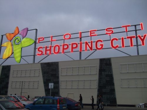 Primul mall din Ploiesti a fost inaugurat, dupa investitii de 65 mil. euro