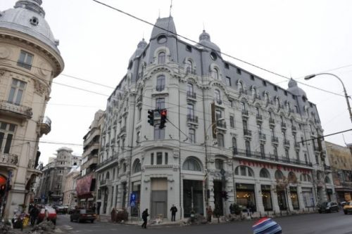 Primele fotografii din hotel Cismigiu, cladirea care va aduce incasari de 1,5 mil. euro pe an